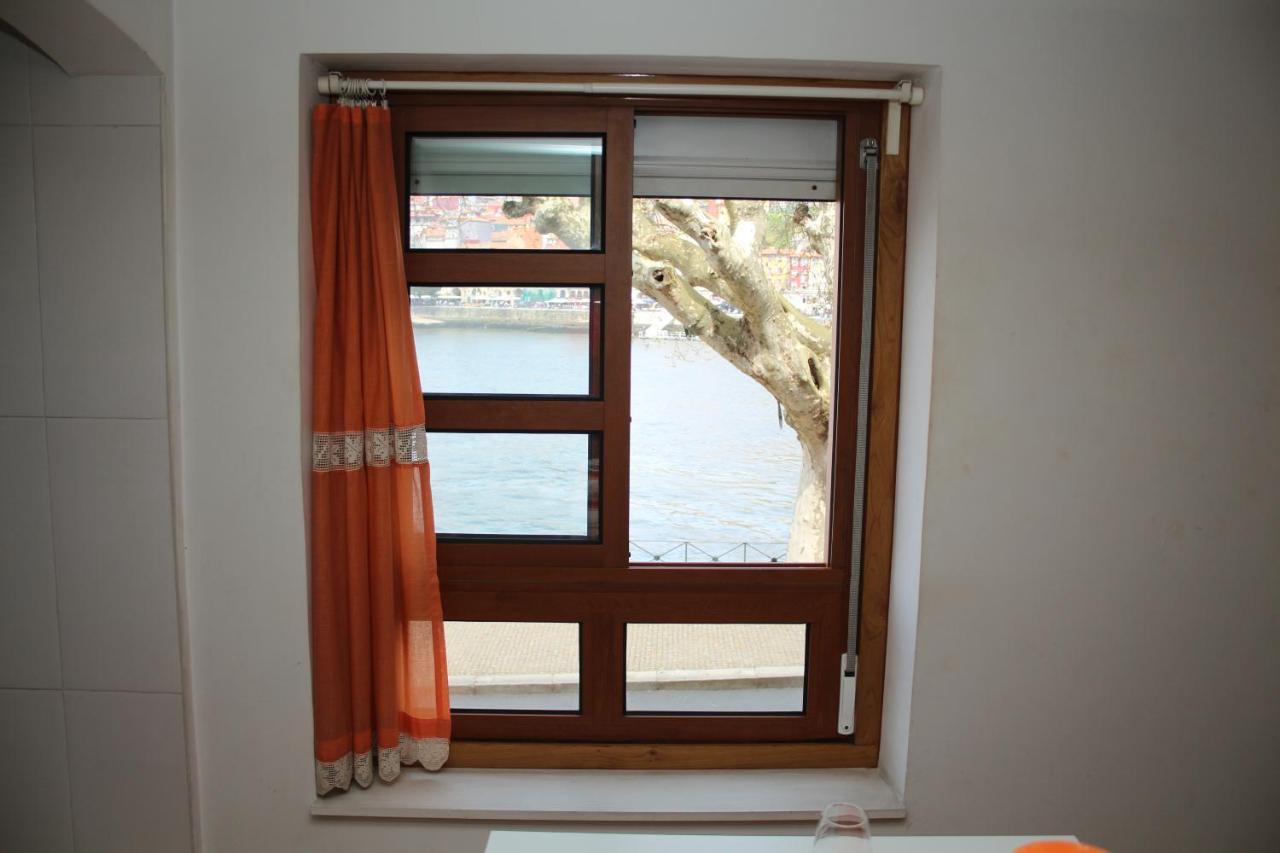 Апартаменти Amazing River Views - Charming Studio Віла-Нова-де-Гая Екстер'єр фото